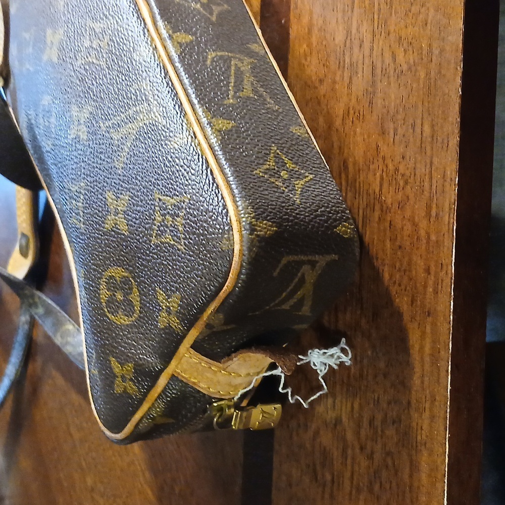 Louis Vuitton Monogram Brown Pouch - Picture 6 of 16